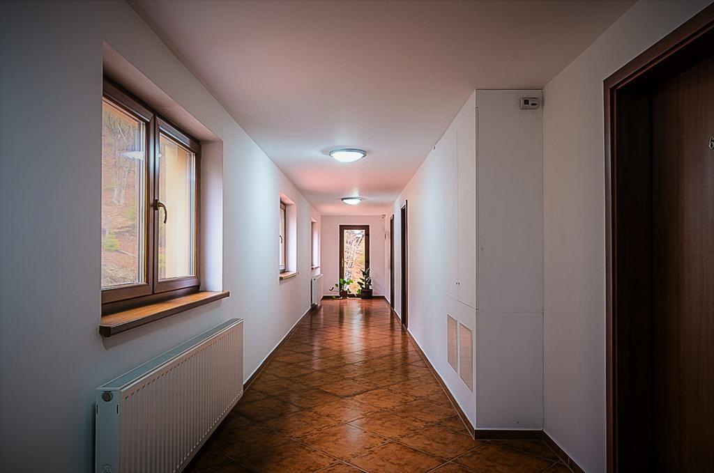 Panorama Pietrei Craiului Zarnesti Exterior foto
